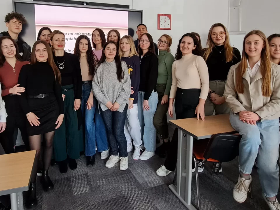 Predavanja prof. Gavrić u Sloveniji